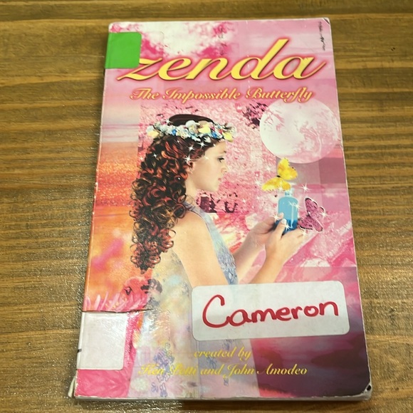 Tween Books - Lot of 4 - Picture 11 of 16